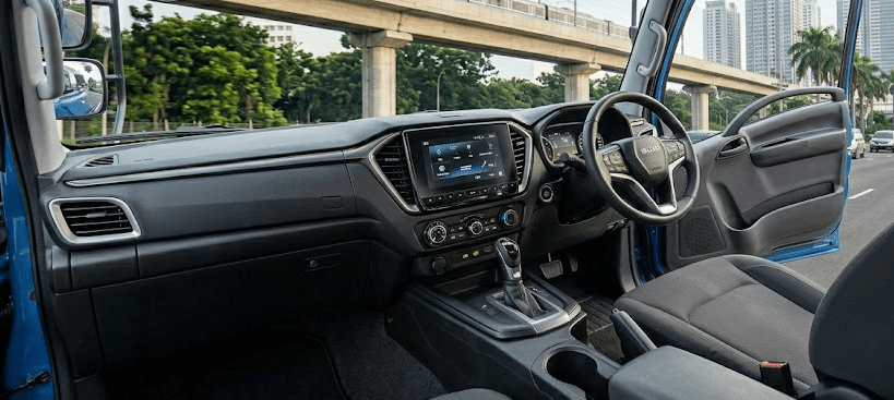 2027 Isuzu FTR Interior