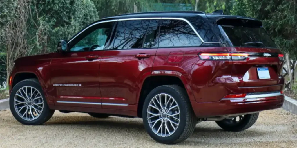 2027 Jeep Grand Cherokee Exterior