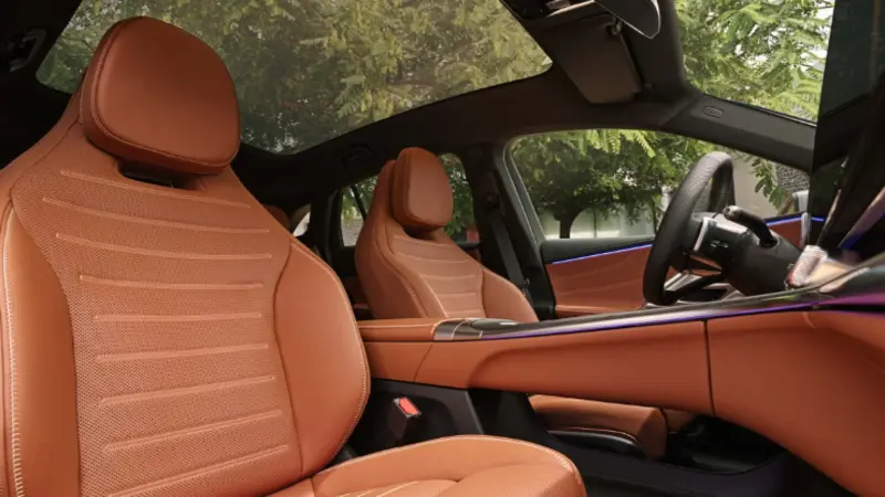 2027 Mercedes-Benz GLC Interior